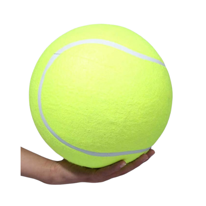 Hand som håller en stor tennisboll